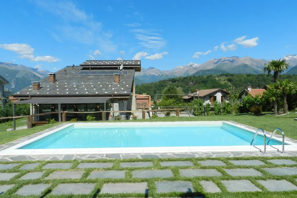 Villa La Corte With Amazing Pool And Garden Colico
