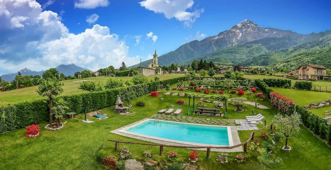Villa La Corte With Amazing Pool And Garden Colico